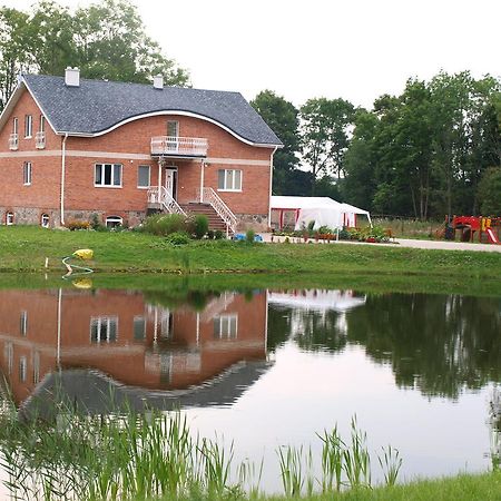 Guest House Kalnu Pupoli Šenheida المظهر الخارجي الصورة