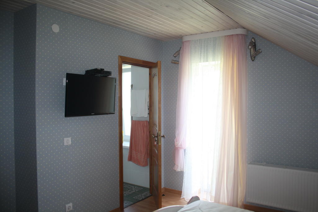 Guest House Kalnu Pupoli Šenheida الغرفة الصورة